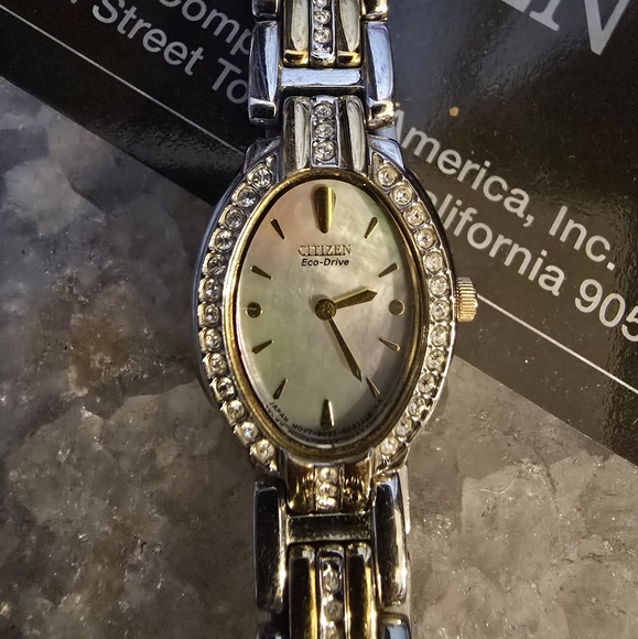 Citizen eco drive Accessories - Women's CITIZEN ECHO DRIVE OPALESCENT WATCH SILVER & GOLD w RHINESTONES